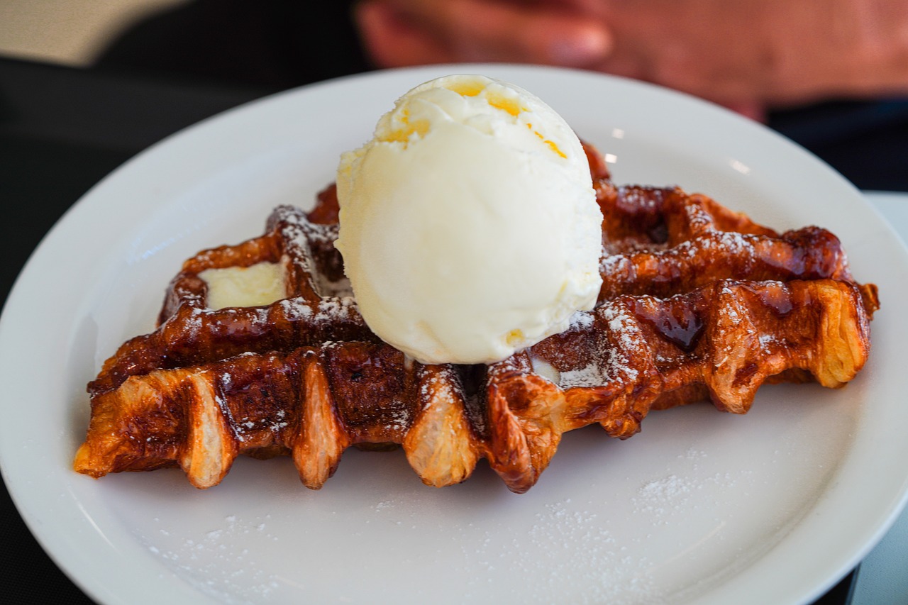 découvrez le plaisir d'un brunch délicieux et convivial, alliant sucré et salé. idéal pour passer un moment unique en famille ou entre amis, notre brunch vous émerveillera par ses saveurs et sa variété. réveillez vos papilles avec des mets gourmands dans une ambiance chaleureuse.